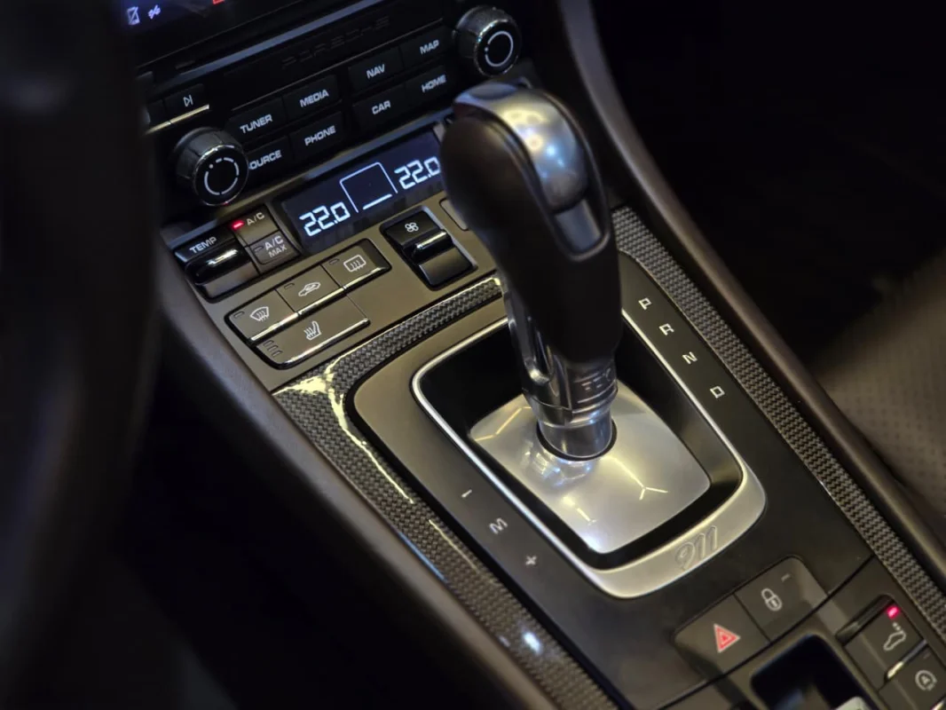 Porsche 911 Carrera S 2018 - Imagem 23