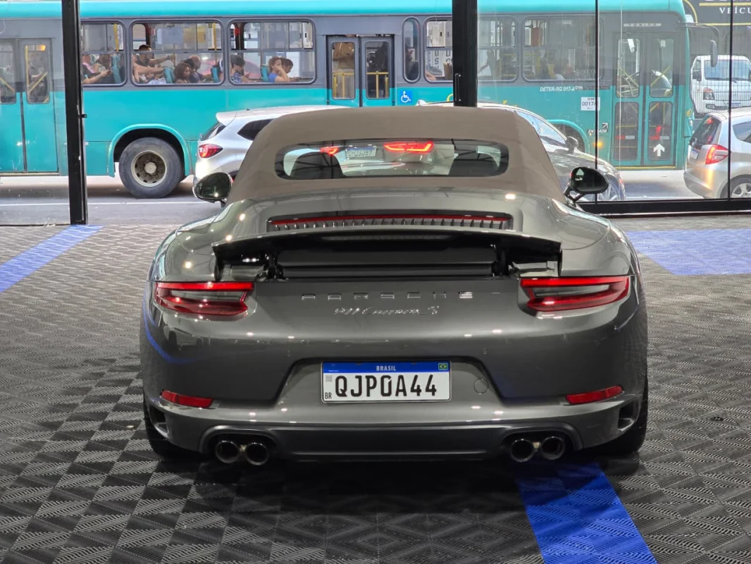 Porsche 911 Carrera S 2018 - Imagem 5