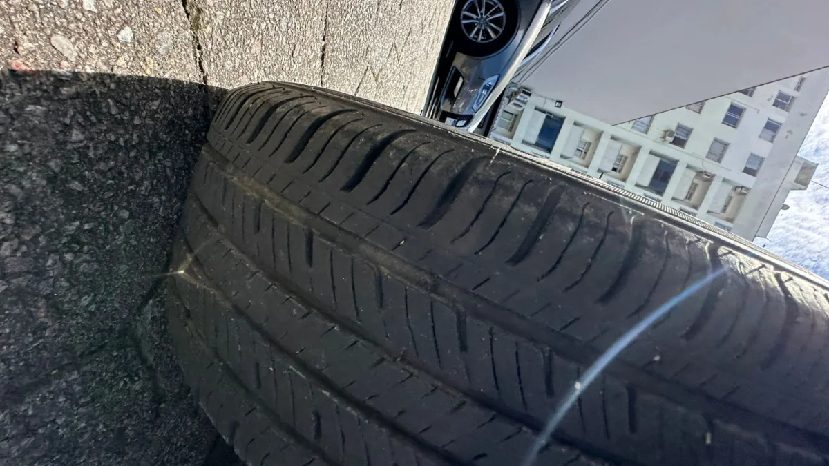 Fox Comfortline I Motion 1.6 Flex 8V 5p 2016 - Imagem 16