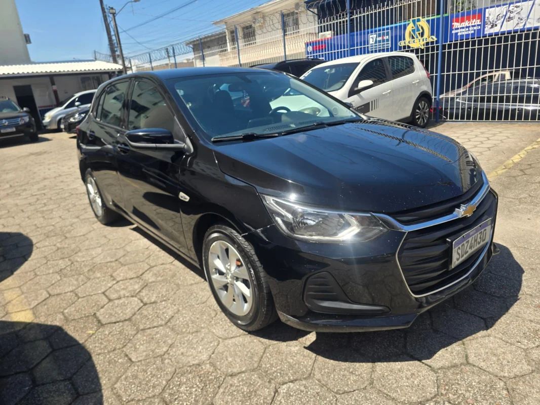 ONIX HATCH LT 1.0 12V flex 2023