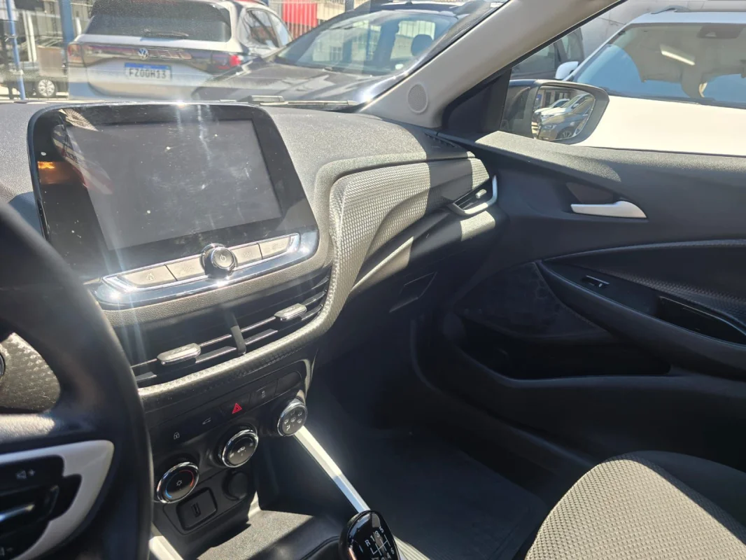 ONIX HATCH LT 1.0 12V flex 2023 - Imagem 13