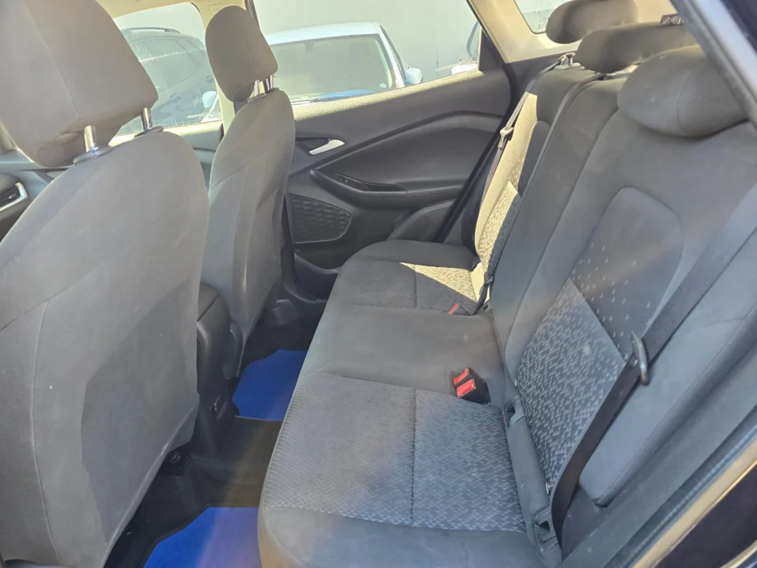 Tracker 1.0 Turbo Aut. 2023 - Imagem 8