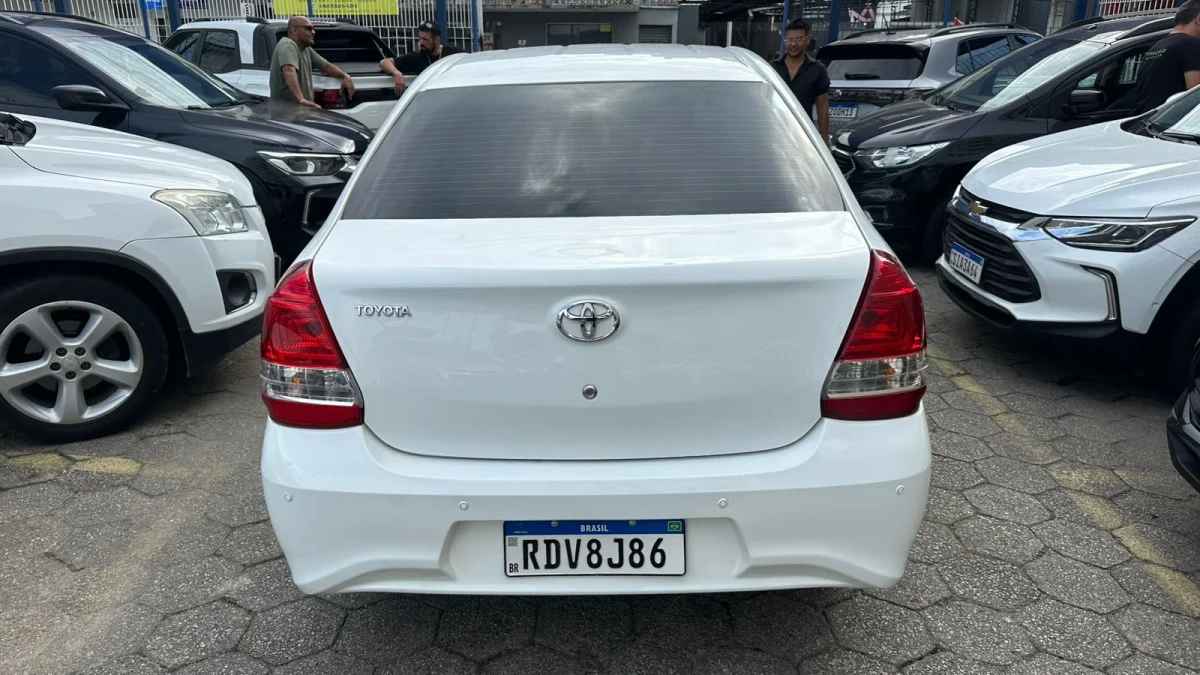 Etios X sedan 1.5 mec 2020 GNV - Imagem 11