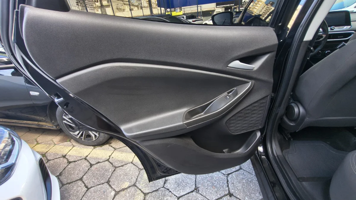 TRACKER LT 1.0 TURBO 12V FLEX 2024 - Imagem 14