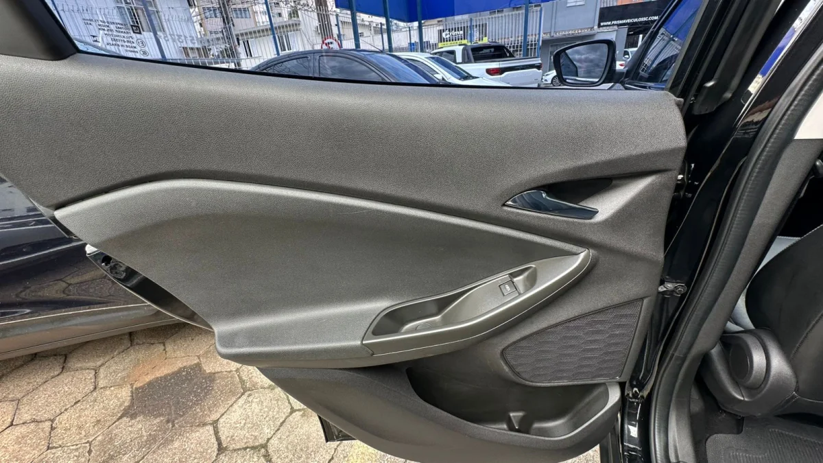 TRACKER Premier 1.2 Turbo 12V Flex Automática 2024 - Imagem 14