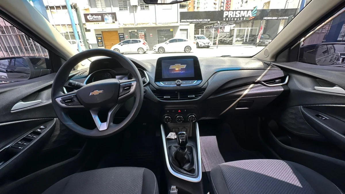 ONIX HATCH LT 1.0 12V Flex 5p Mecânico 2023 - Imagem 7
