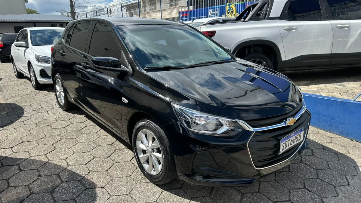 ONIX HATCH LT 1.0 12V Flex 5p Mecânico 2023