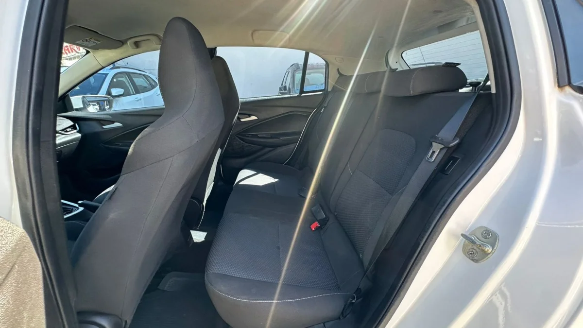 Onix 1.0 LT2 Completo 2022 - Imagem 8