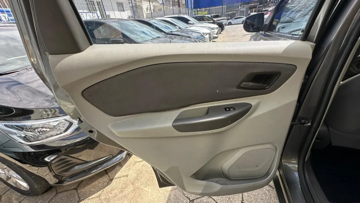 SPIN LT 1.8 8V Econo.Flex 5p Mecânica 2014 - Imagem 15