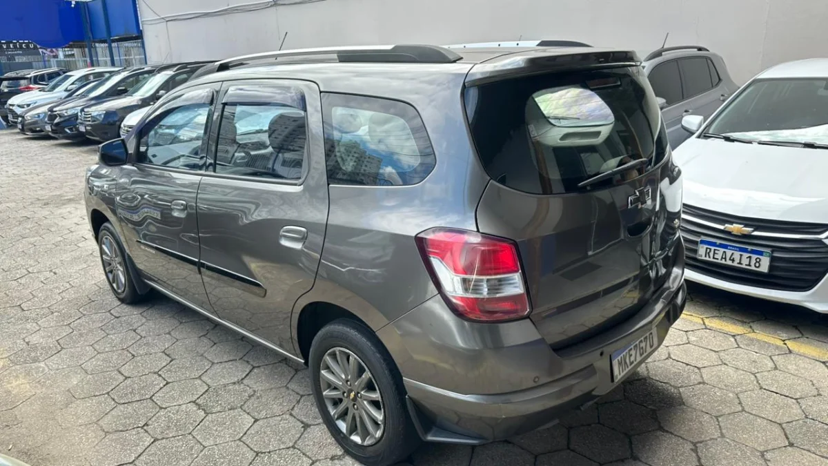 SPIN LT 1.8 8V Econo.Flex 5p Mecânica 2014 - Imagem 3